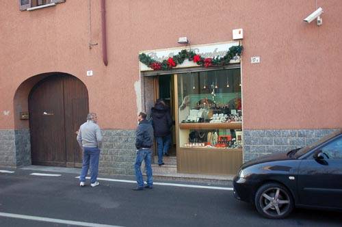 rapina cardano al campo carabinieri