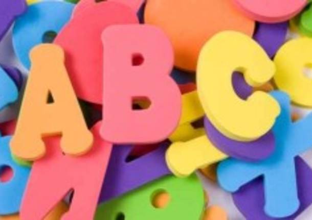 apertura tempo libero corso scrittura lettere dell'alfabeto