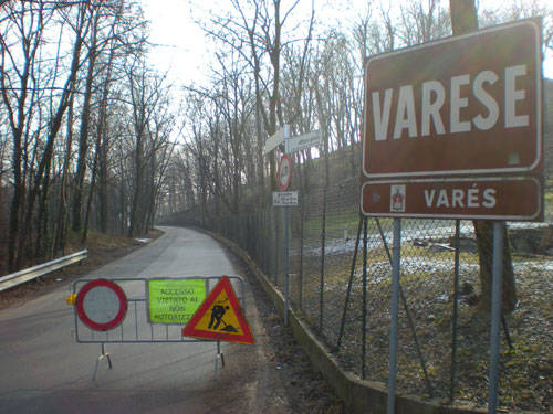 casciago morosolo lavori manto stradale cartelli chiusura strada