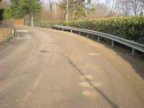 casciago morosolo lavori manto stradale cartelli chiusura strada