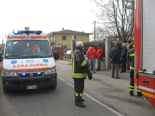 incendio caronno varesino