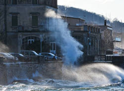 lago maggiore tempesta 2 gennaio 2010