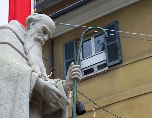 senza nome