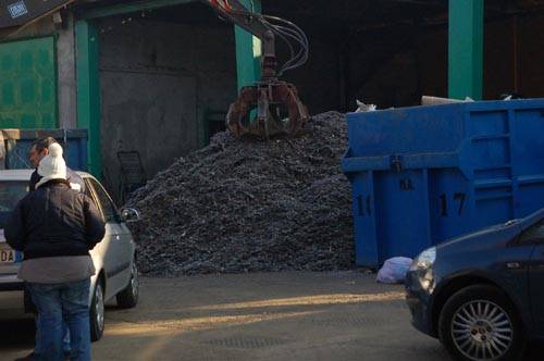 sequestro ditta smaltimento rifiuti fagnano olona accarino 