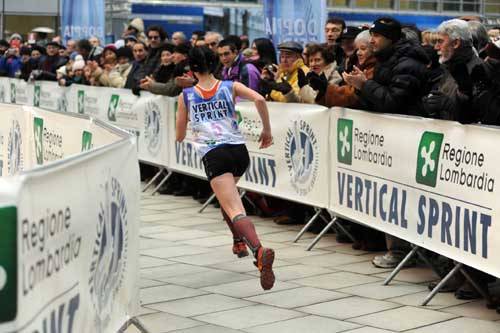 vertical sprint palazzo regione lombardia corsa 
