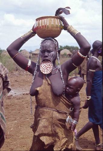 Bambini nel mondo: foto di silvano moroni 