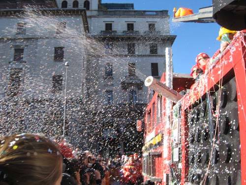 carnevale varese sfilata carri 2010 