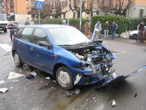 incidente azzate