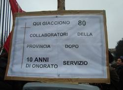 precari provincia manifestazione villa recalcati