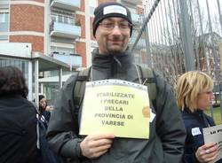 precari provincia manifestazione villa recalcati