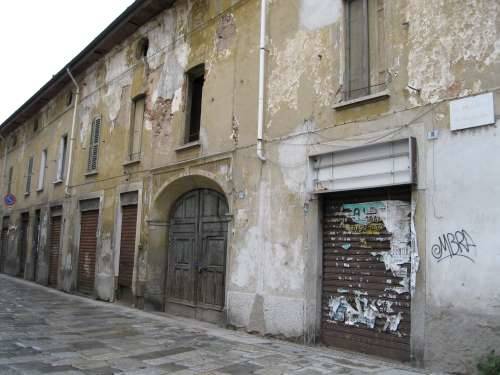 busto arsizio san michele via matteotti degrado aprile 2010