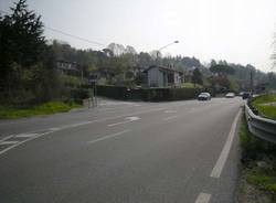 gavirate groppello protesta residenti via preia sp1 provinciale lago