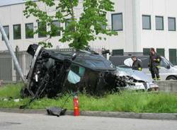 incidente mortale sacconago viale industria 24-4-2010
