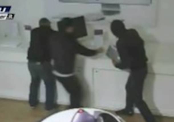 ladri apple premium reseller busto arsizio