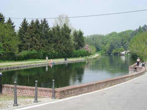 navigazione battelli ticino naviglio grande aprile 2010