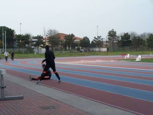 stadio pista atletica sacconago aprile 2010