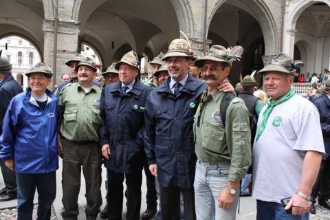 bergamo adunata alpini