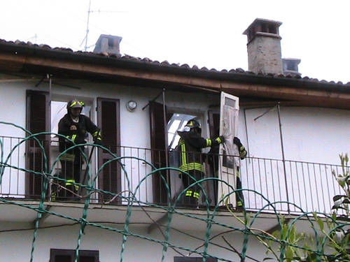 incendio laveno galleria primo maggio