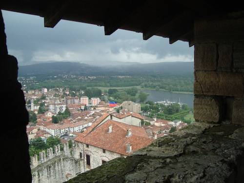 rocca angera pioggia maltempo