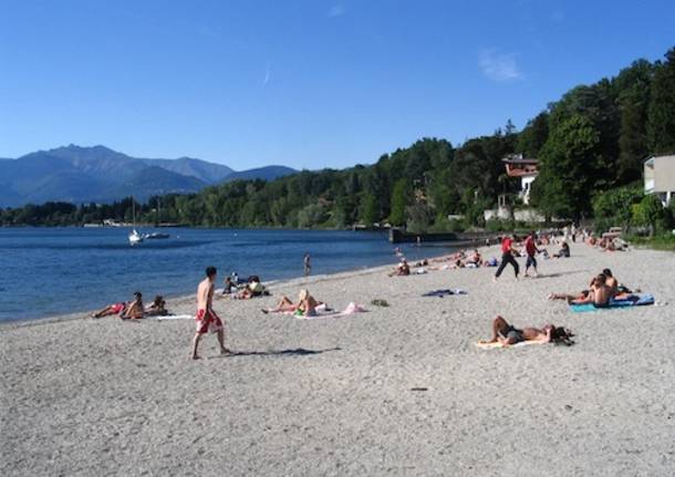 Spiaggia di Reno di Leggiuno (varese)