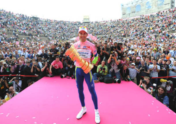 ivan basso maglia rosa arena verona giugno 2010