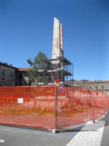 piazza vittorio emanuele ii busto arsizio monumento caduti 31-8-2010