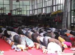 preghiera musulmani islamici laboratorio