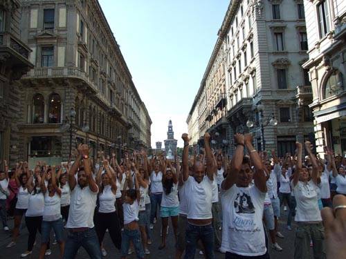 flash mob laura pausini