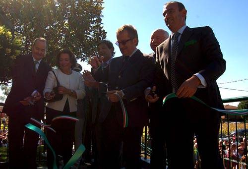 inaugurazione asilo lonate ceppino la luna fatata roberto maroni massimo colombo