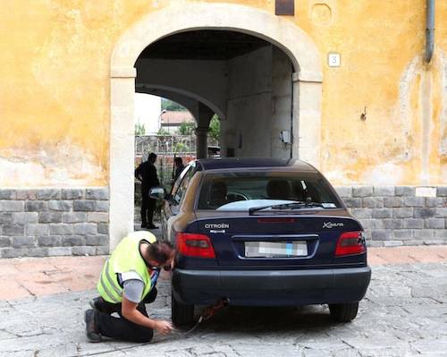 incidente arcisate uomo travolto auto