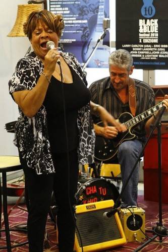 moa music on air musica villa erba como primo giorno