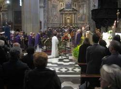 funerali alma pizzi varese ottobre 2010 basilica san vittore