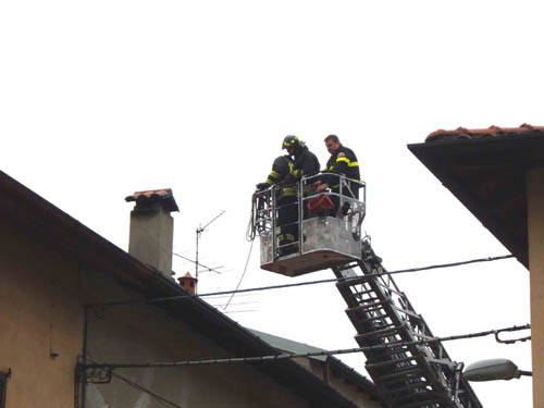 incendio bizzozero via Carletto Ferrari