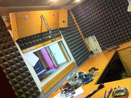 radio number one studio bergamo radio