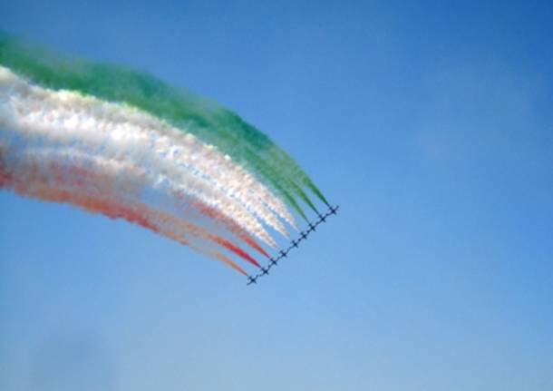 Frecce Tricolori a Rivolto