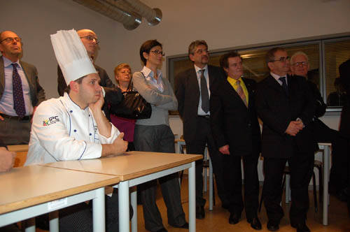 maria stella gelmini visita ipc falcone gallarate novembre 2010