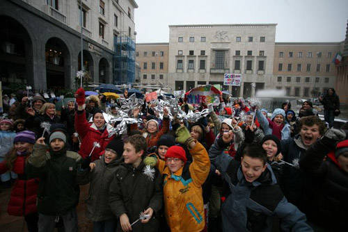 albero del sorriso fotofficina dicembre 2010 varese diego boldini 
