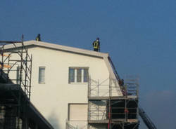 caronno pertusella incendio