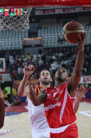 cimberio lottomatica roma basket dicembre 2010 phil goss