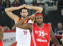 cimberio lottomatica roma basket dicembre 2010 ron slay