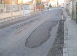 via piombina busto arsizio sacconago buche strade 28-12-2010