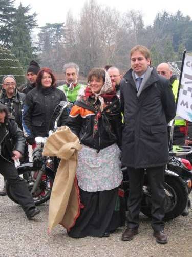 befana sindaco varese giardini estensi motociclisti 6-1-2011