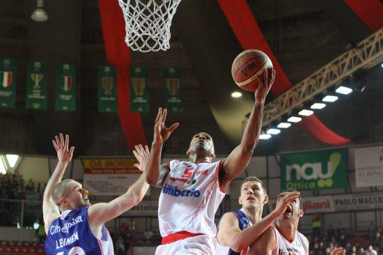 cimberio varese bennet cantu basket gennaio 2010 phil goss