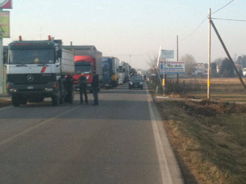 incidente tradate frontale