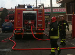 samarate petardi fuochi artificio incendio