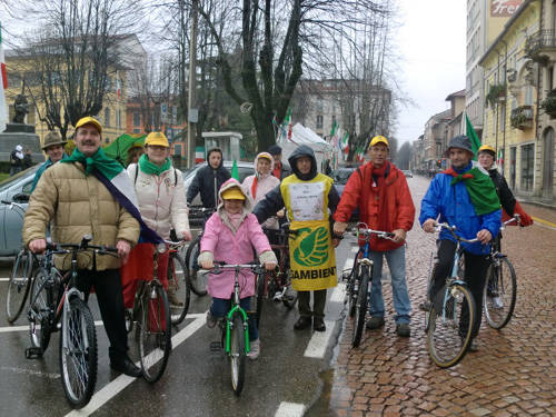 biciclettata tricolore tradate legambiente