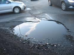 buche busto arsizio marzo 2011