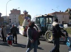 carnevale busto arsizio carri sacconago 6-3-2011