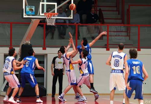 basket b2 robur mazzanti empoli aprile 2011 foto luca minotto