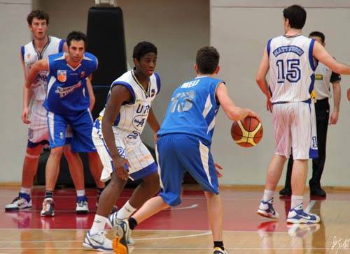 basket b2 robur mazzanti empoli aprile 2011 foto luca minotto
